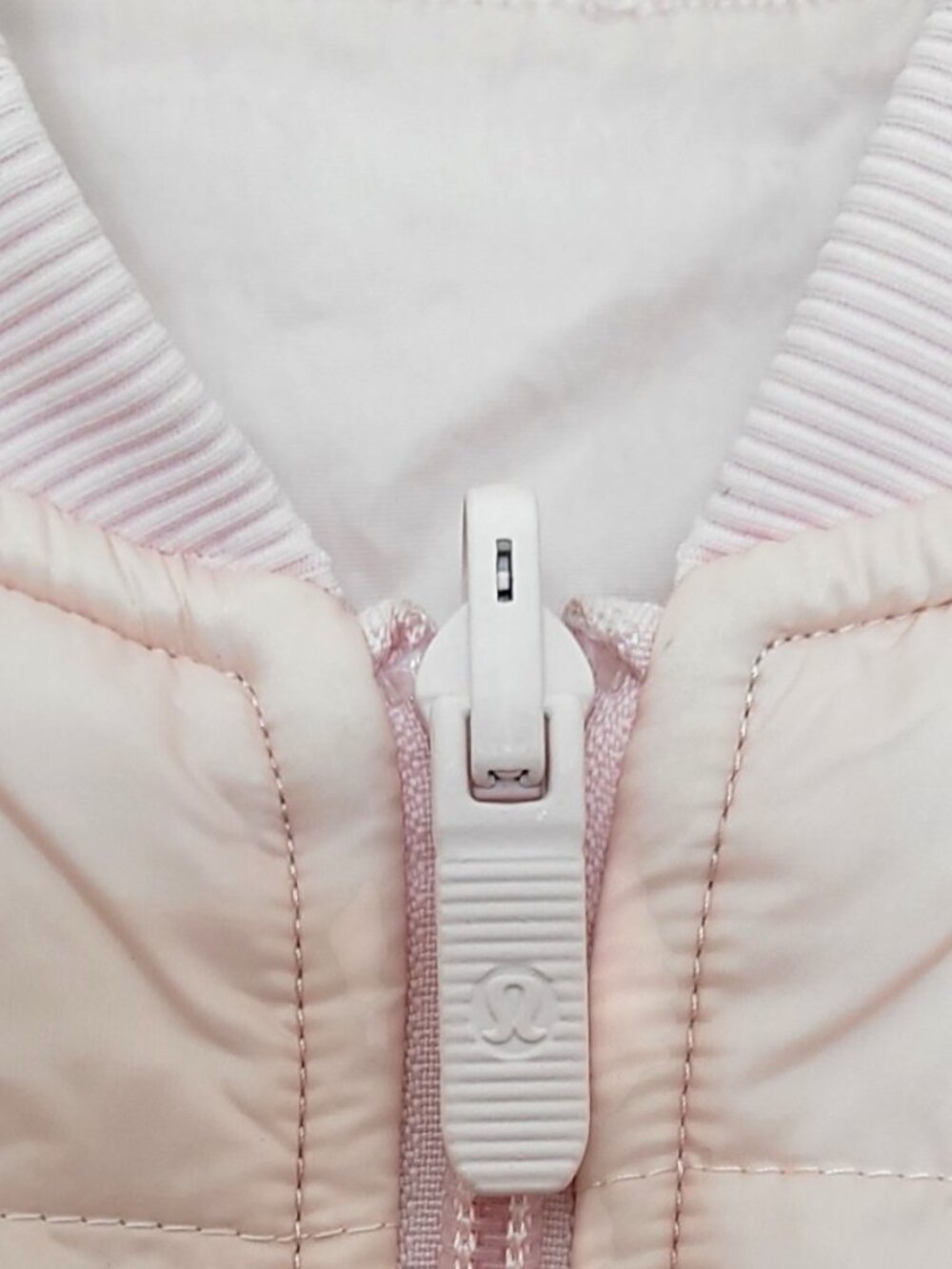Lululemon Non-Stop Bomber Reversible Misty Pink Size 4 Primaloft - Picture 4 of 10